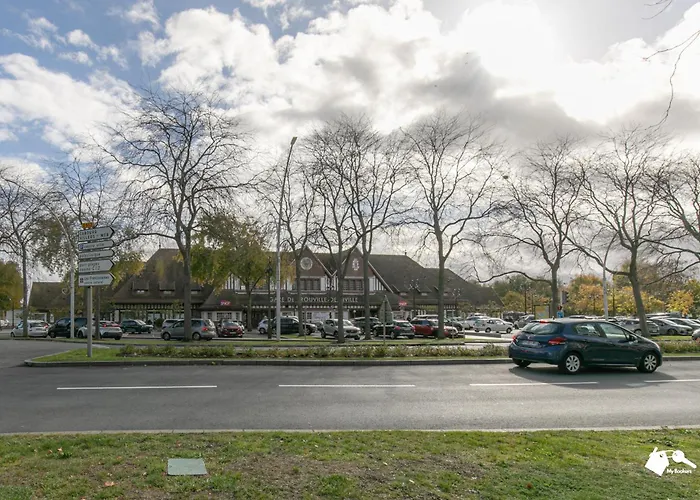 Mba - Near Deauville Station And - Luxury דירה *