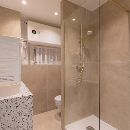 Mba - Near Deauville Station And - Luxury Apartament *