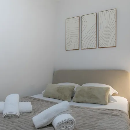 Apartament Mba - Near Deauville Station And - Luxury