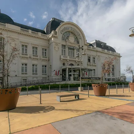 Mba - Near Deauville Station And - Luxury *